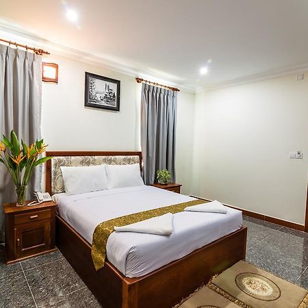 Tan Tower Hotel Phnom Penh Exterior foto